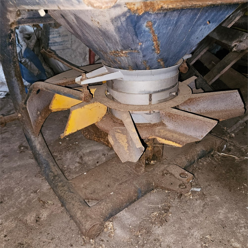 ציוד דישון Bogballe B-700: תמונה 6