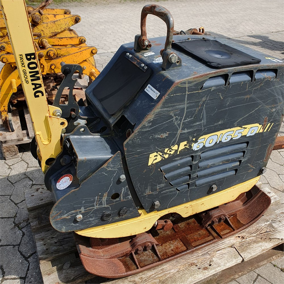 Bomag BRP 60/65 - לוח רטט: תמונה 2 Bomag BRP 60/65 - לוח רטט: תמונה 2