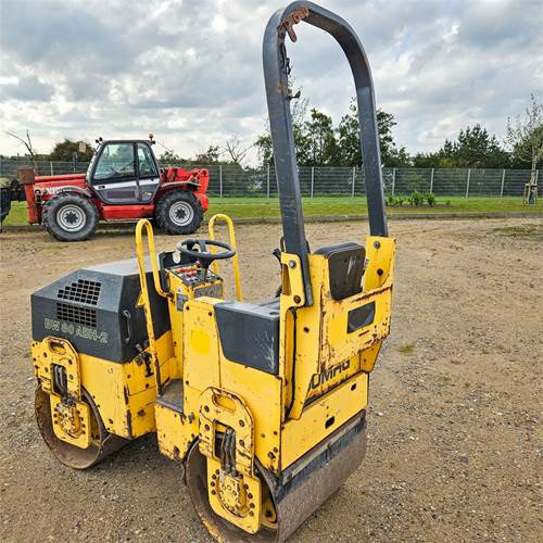 Bomag BW 80 ADH-2 - רולר כביש: תמונה 5 Bomag BW 80 ADH-2 - רולר כביש: תמונה 5