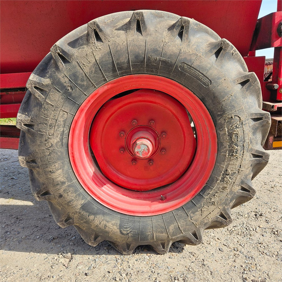 ציוד דישון Bredal B6: תמונה 21