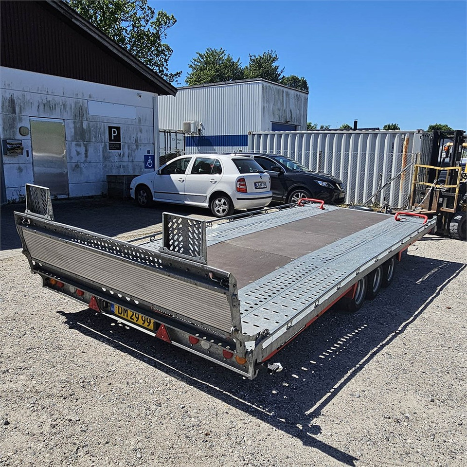 Brian James T6 Transporter - קרון נגרר למכונית: תמונה 5 Brian James T6 Transporter - קרון נגרר למכונית: תמונה 5