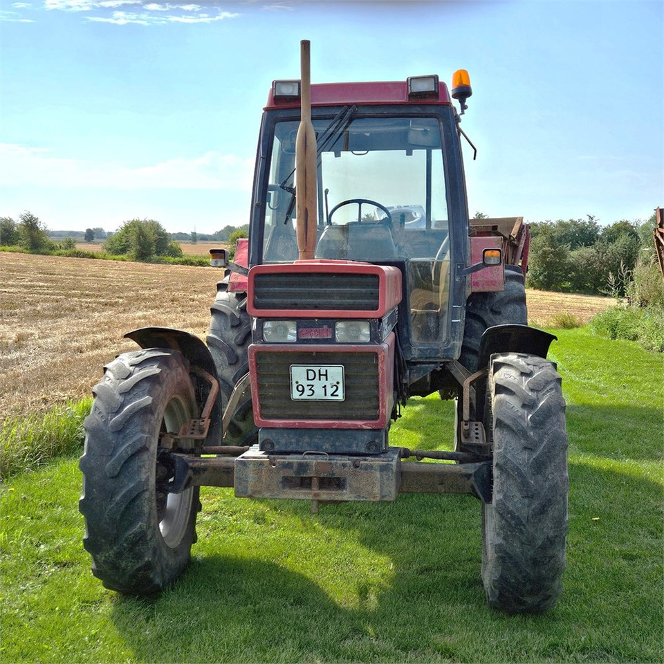 CASE IH 956T - טרקטור חקלאי: תמונה 3 CASE IH 956T - טרקטור חקלאי: תמונה 3