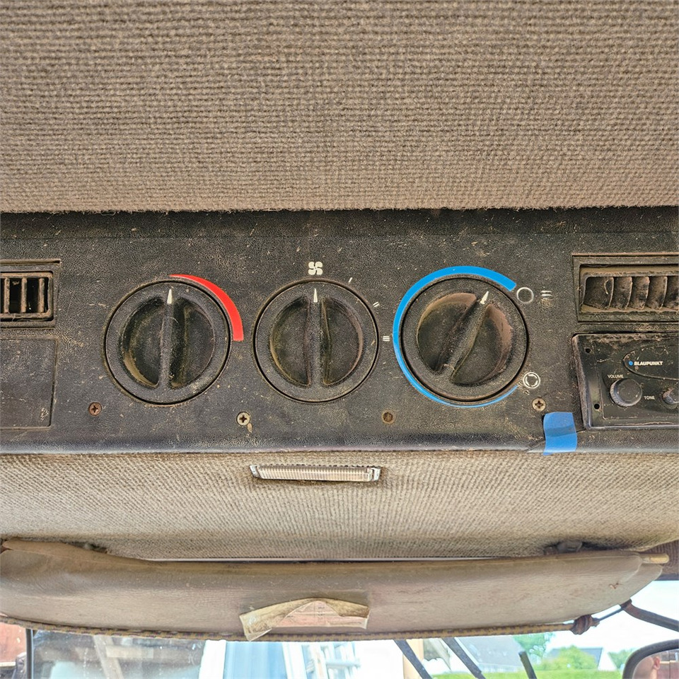 טרקטור חקלאי CASE IH 956T: תמונה 15