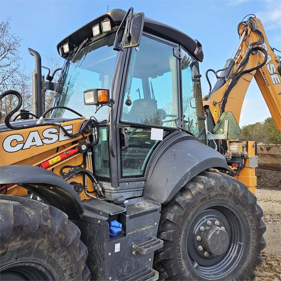 Case 695 ST - מחפרון: תמונה 3 Case 695 ST - מחפרון: תמונה 3