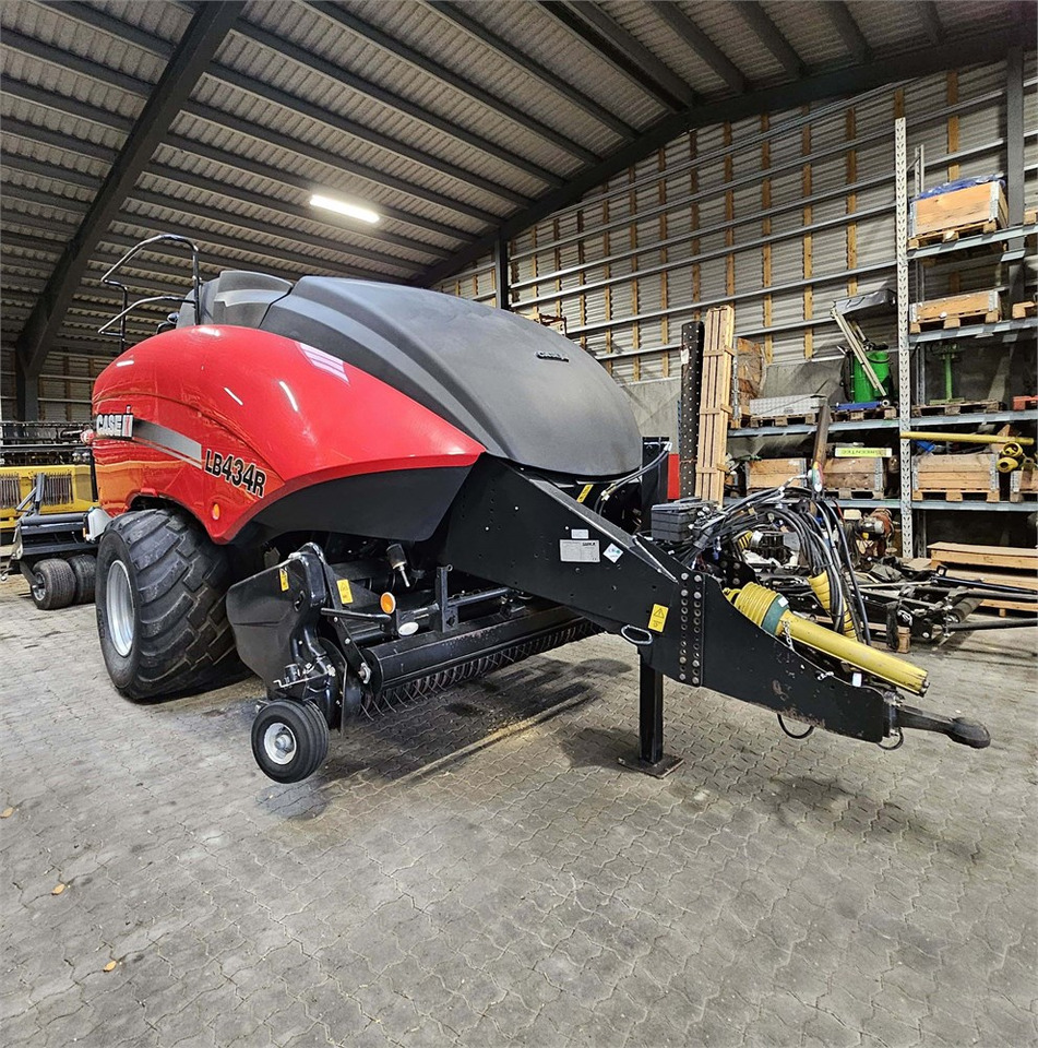 Case LB 434 R - ציוד חציר ומספוא: תמונה 2 Case LB 434 R - ציוד חציר ומספוא: תמונה 2