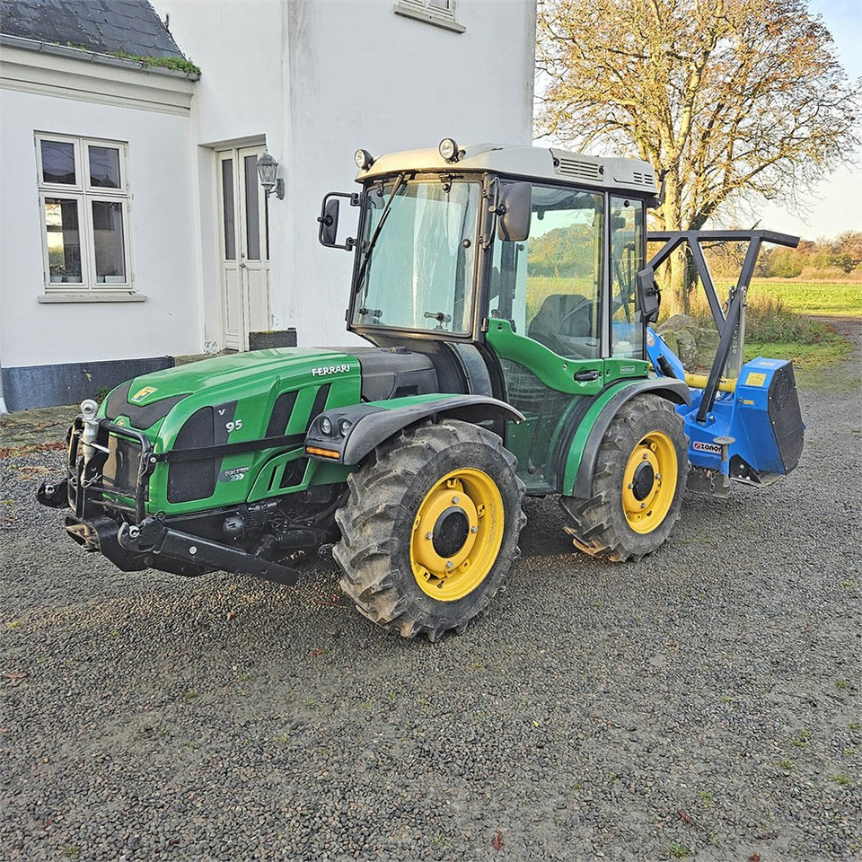 Ferrari Ferrari VEGA 95 Duelstearing - טרקטור חקלאי: תמונה 1 Ferrari Ferrari VEGA 95 Duelstearing - טרקטור חקלאי: תמונה 1