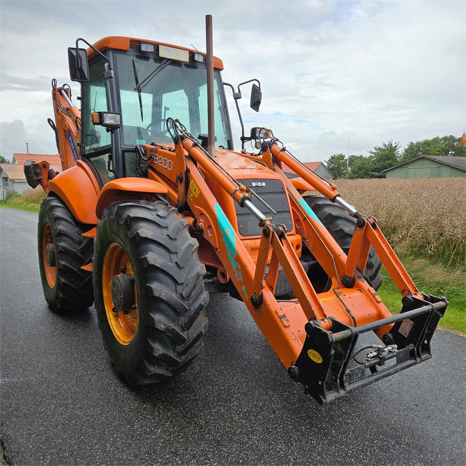 Fiat-Hitachi FB200-4PS - מחפרון: תמונה 3 Fiat-Hitachi FB200-4PS - מחפרון: תמונה 3