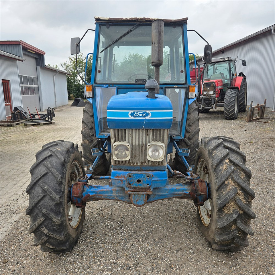 Ford 4610 - טרקטור חקלאי: תמונה 3 Ford 4610 - טרקטור חקלאי: תמונה 3