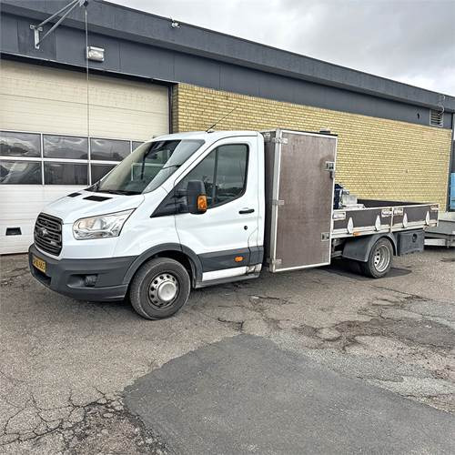 Ford Transit 2.2 TDCi (155HK) Chassis RWD Man - משאית צד נופל/ שטוחה: תמונה 1 Ford Transit 2.2 TDCi (155HK) Chassis RWD Man - משאית צד נופל/ שטוחה: תמונה 1