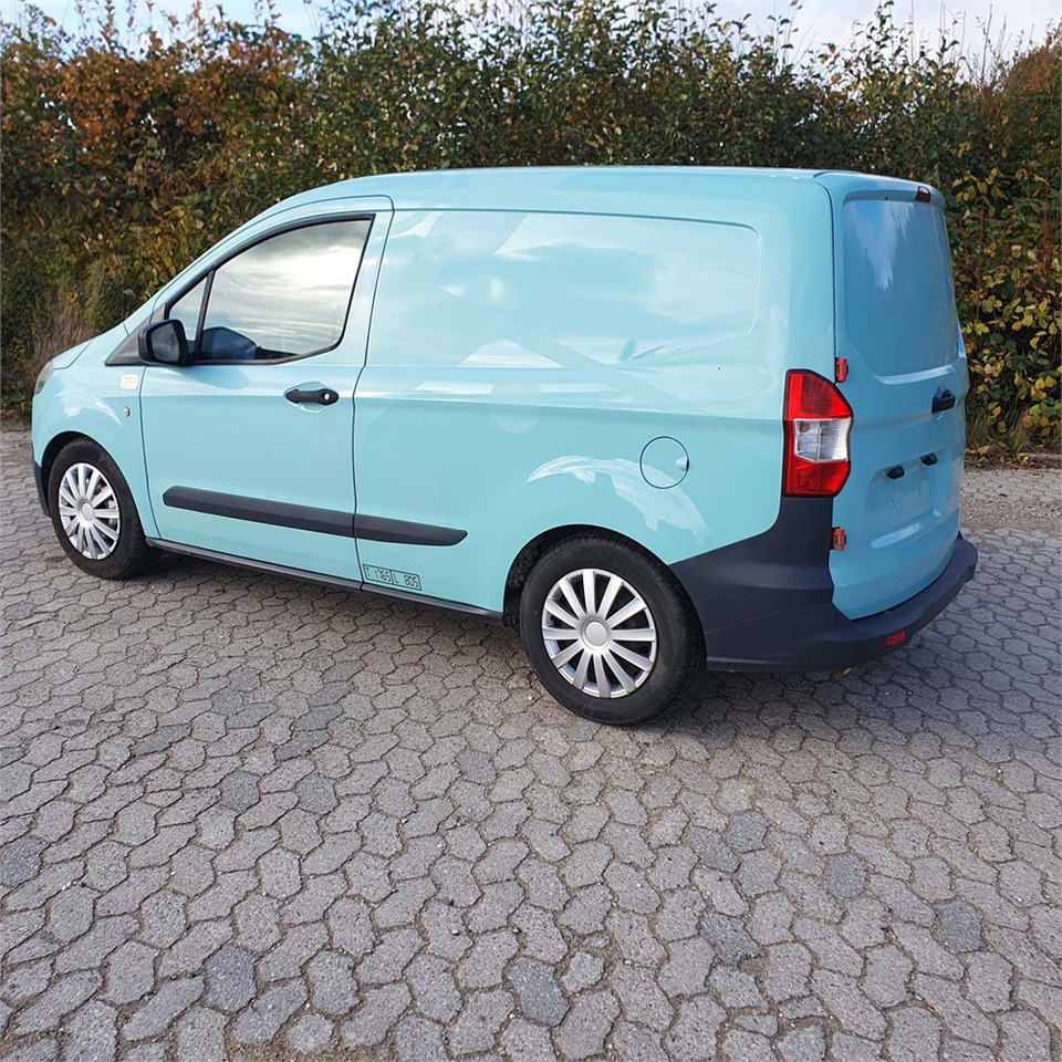 Ford Transit Courier 1,0 Ecoboost - כלי רכב מסחרי קטן: תמונה 4 Ford Transit Courier 1,0 Ecoboost - כלי רכב מסחרי קטן: תמונה 4