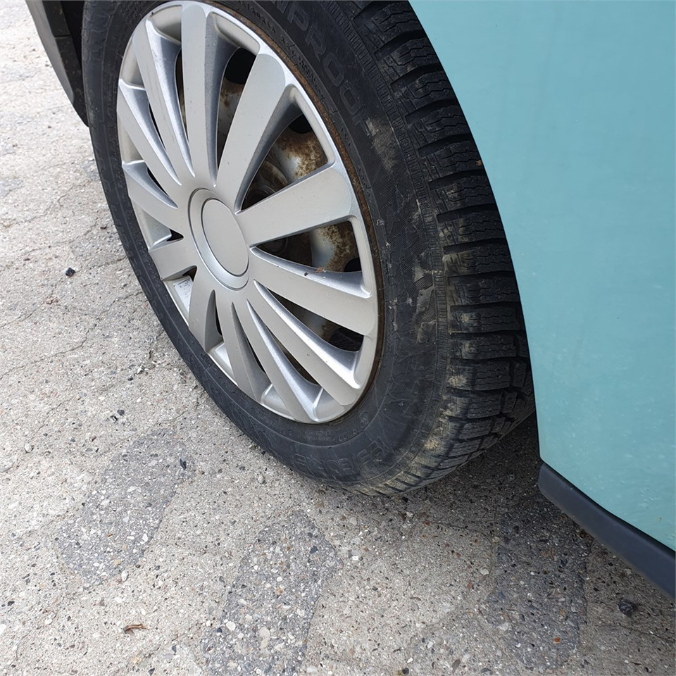 כלי רכב מסחרי קטן Ford Transit Courier: תמונה 16