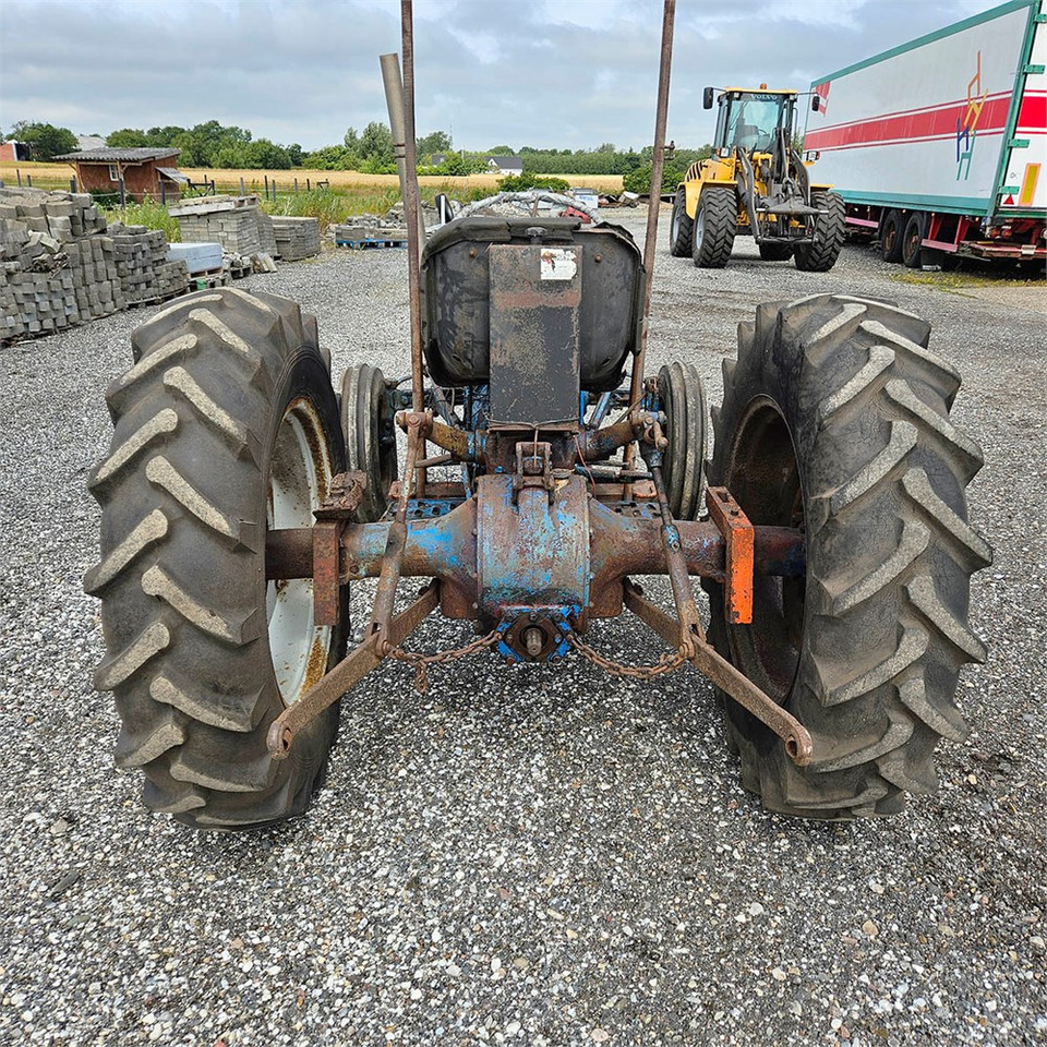 Fordson Dexta - טרקטור חקלאי: תמונה 5 Fordson Dexta - טרקטור חקלאי: תמונה 5