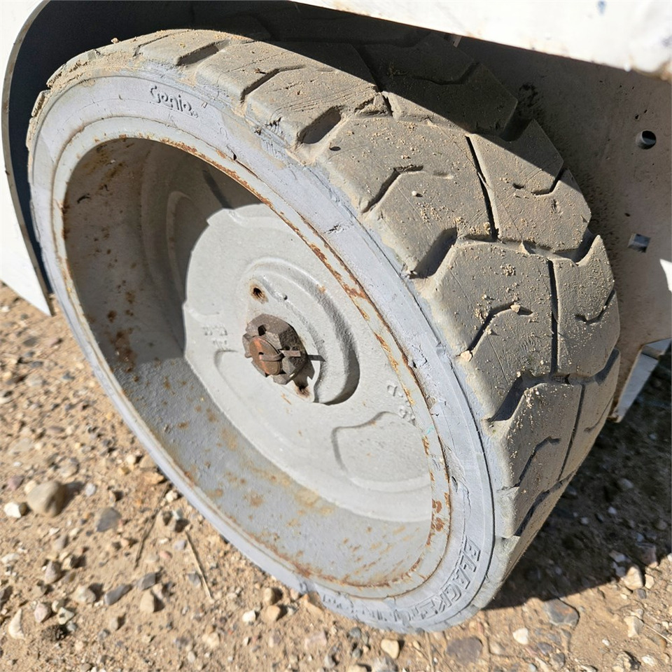 מעלית מספריים Genie GS-2646: תמונה 20