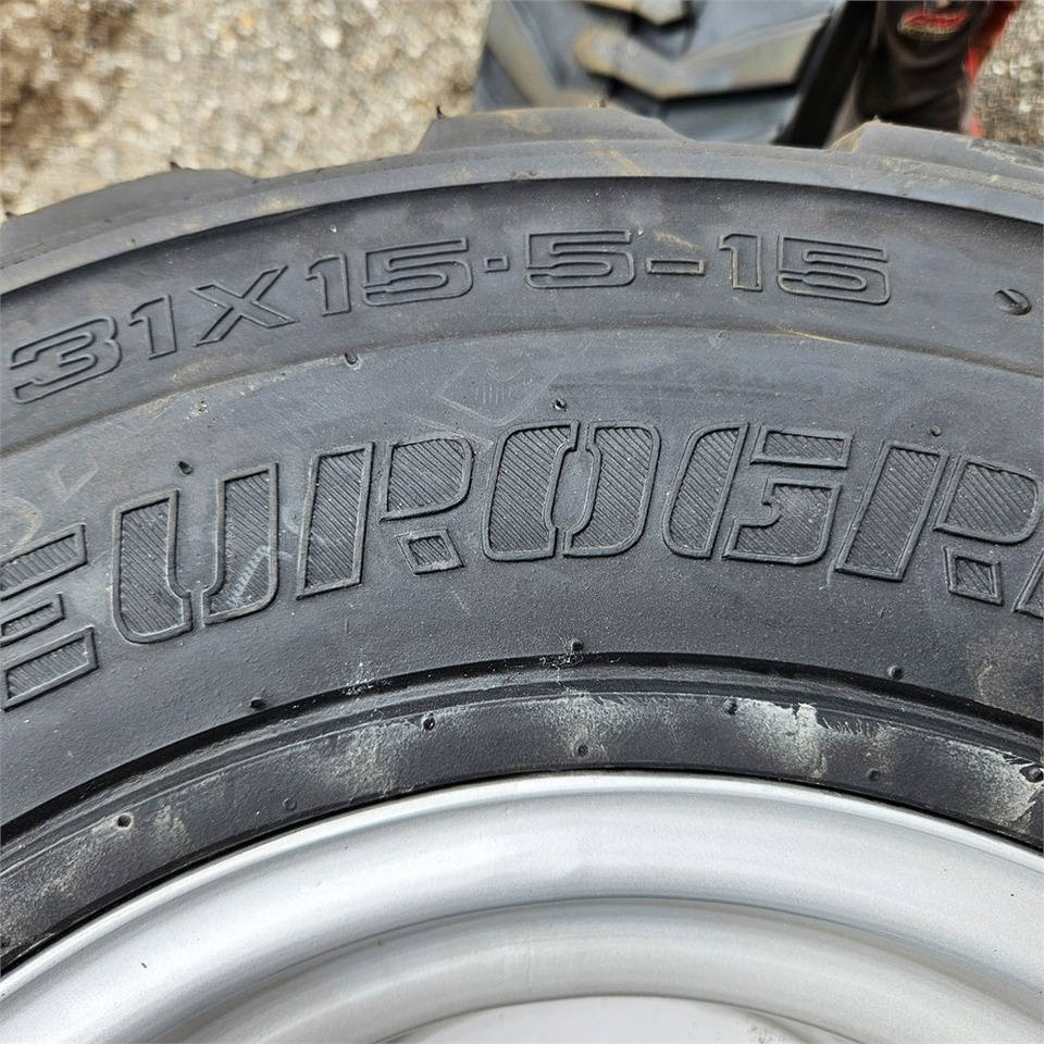 Giant 31X15,5-15 - חבילת גלגלים וצמיגים עבור מכונת בנייה: תמונה 4 Giant 31X15,5-15 - חבילת גלגלים וצמיגים עבור מכונת בנייה: תמונה 4