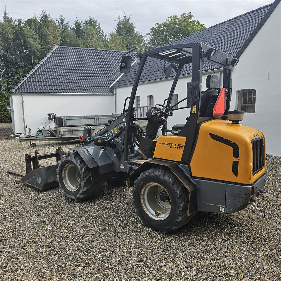 Giant V452T X-TRA HD - מעמיס גלגלים: תמונה 3 Giant V452T X-TRA HD - מעמיס גלגלים: תמונה 3