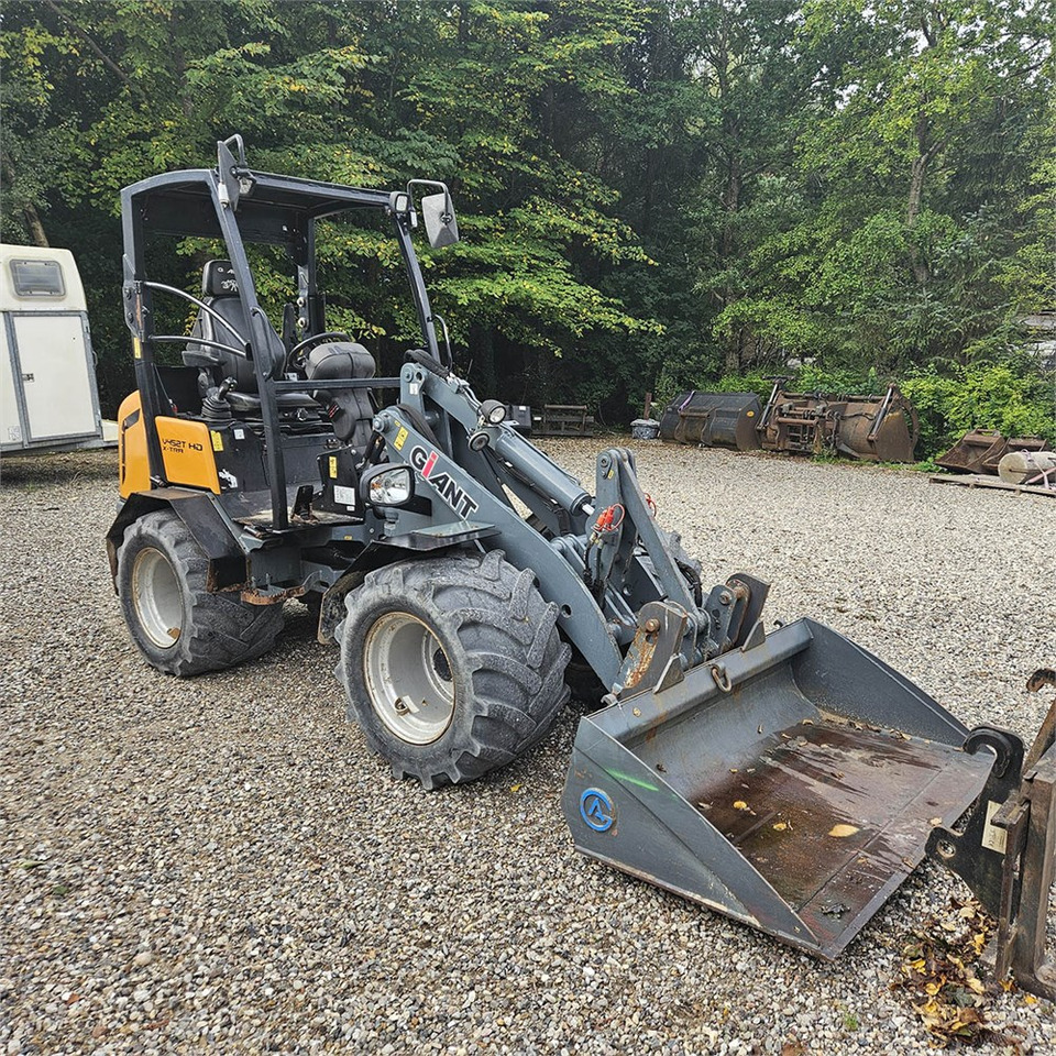 Giant V452T X-TRA HD - מעמיס גלגלים: תמונה 2 Giant V452T X-TRA HD - מעמיס גלגלים: תמונה 2