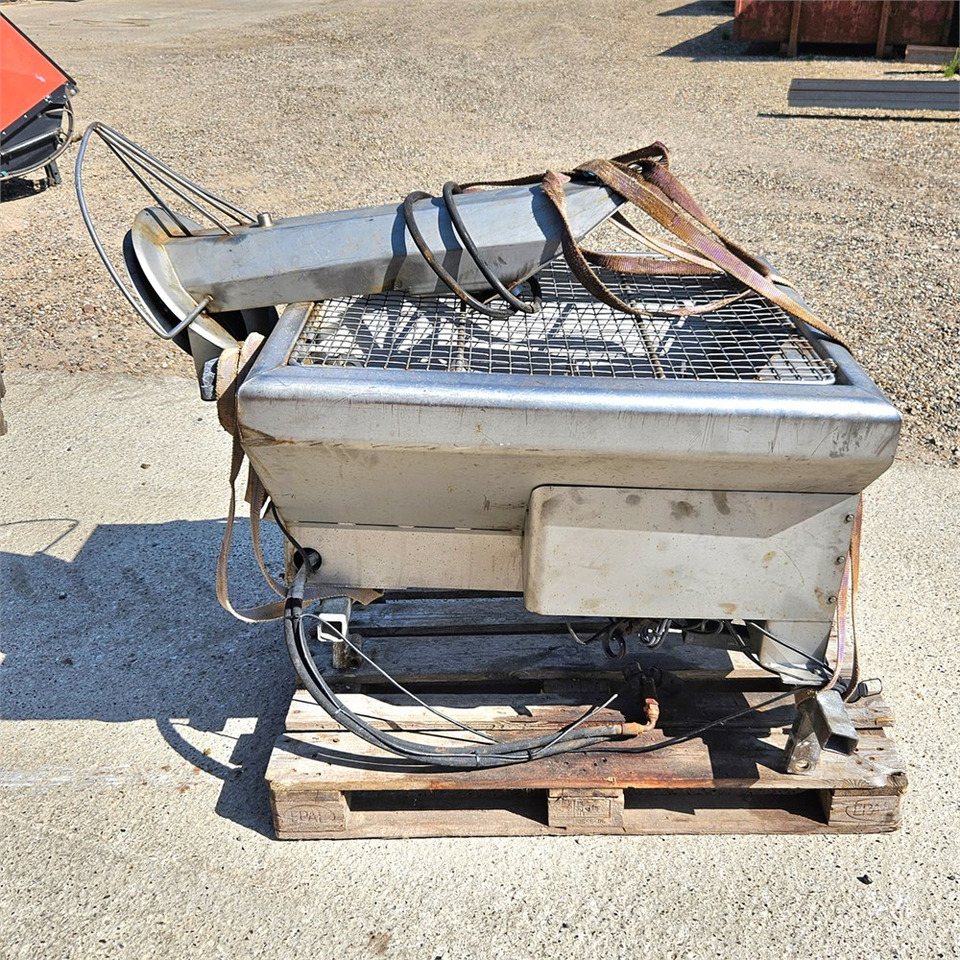 HA Fog GAR JK 170 EL - מפזר חול/ מלח: תמונה 2 HA Fog GAR JK 170 EL - מפזר חול/ מלח: תמונה 2