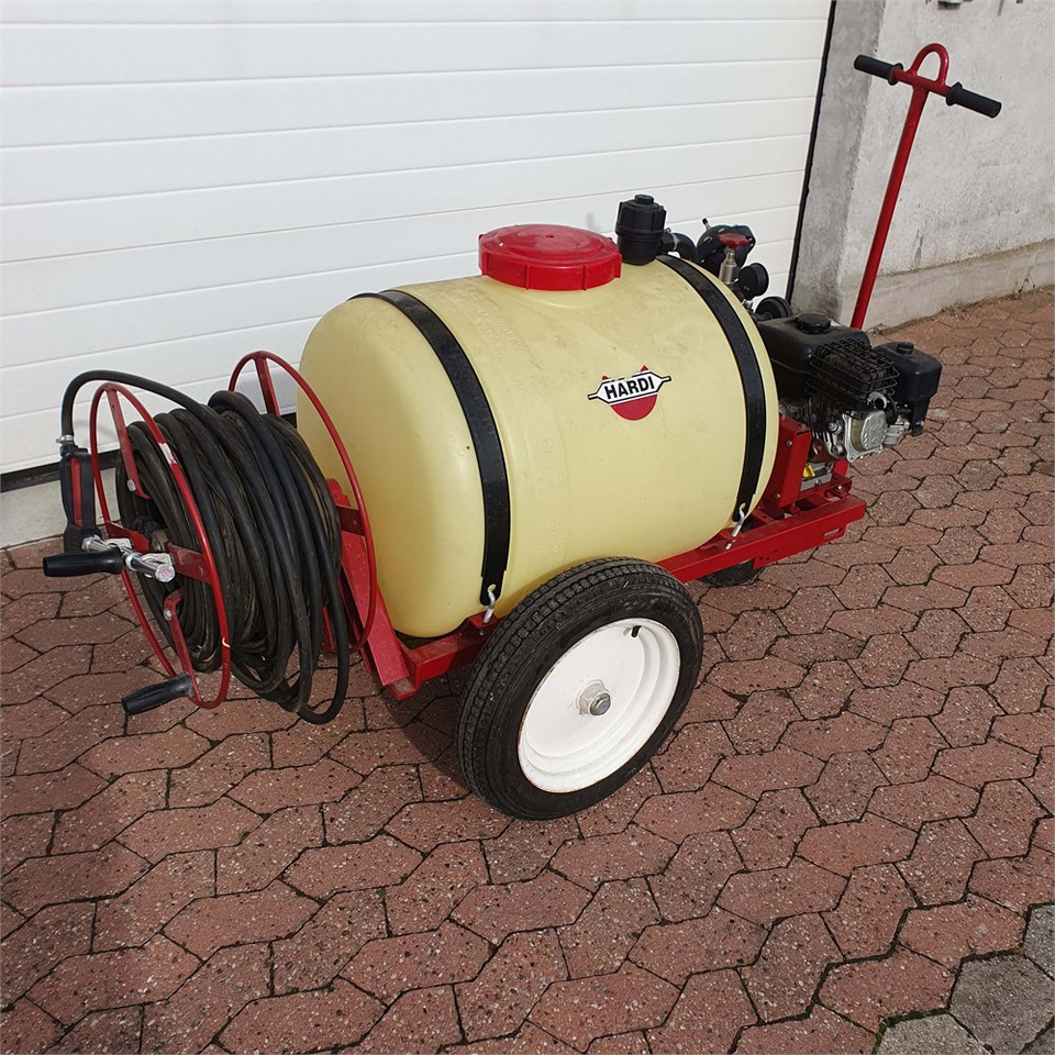 Hardi TR3-200 - מרסס: תמונה 1 Hardi TR3-200 - מרסס: תמונה 1