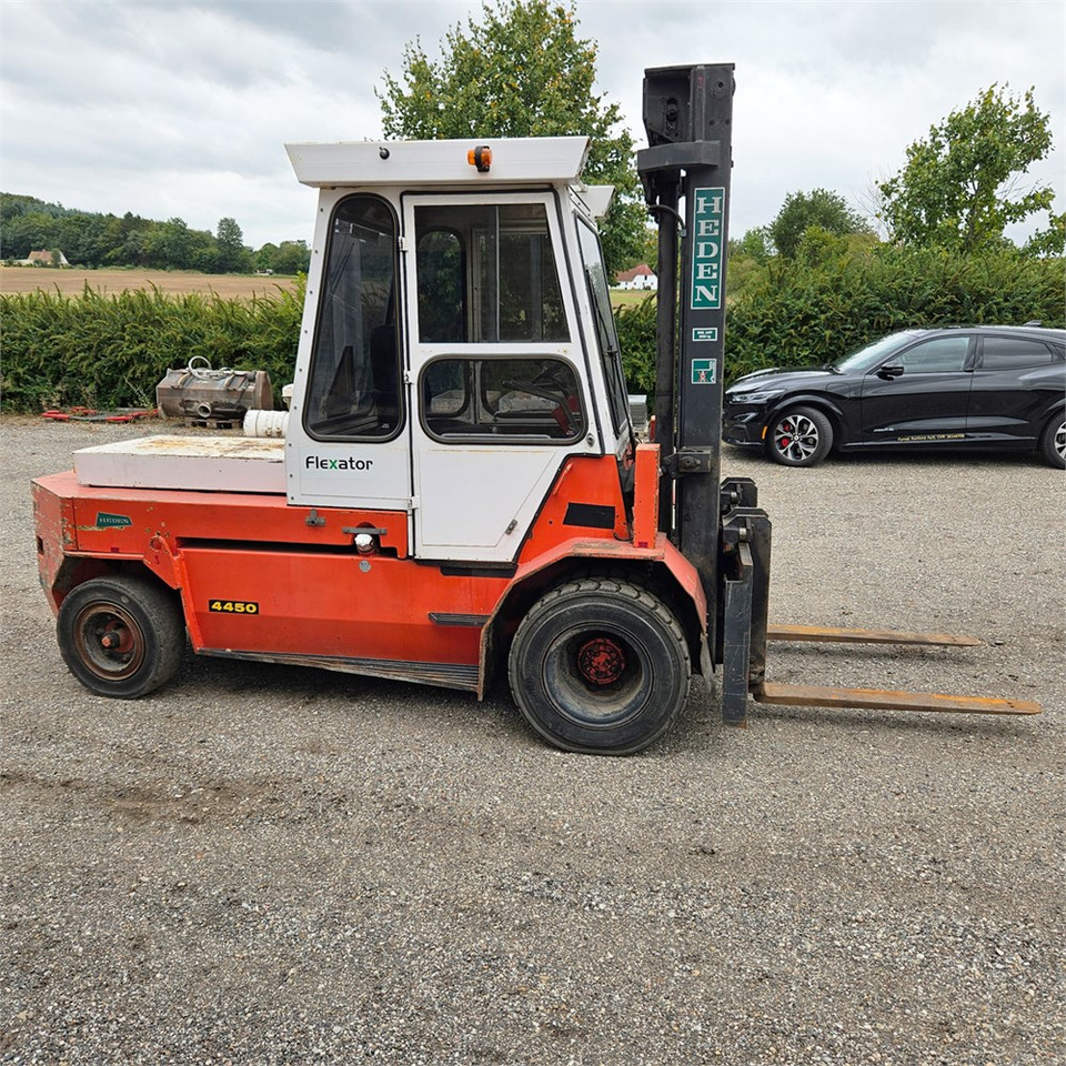 Heden 4450 - מלגזה: תמונה 2 Heden 4450 - מלגזה: תמונה 2