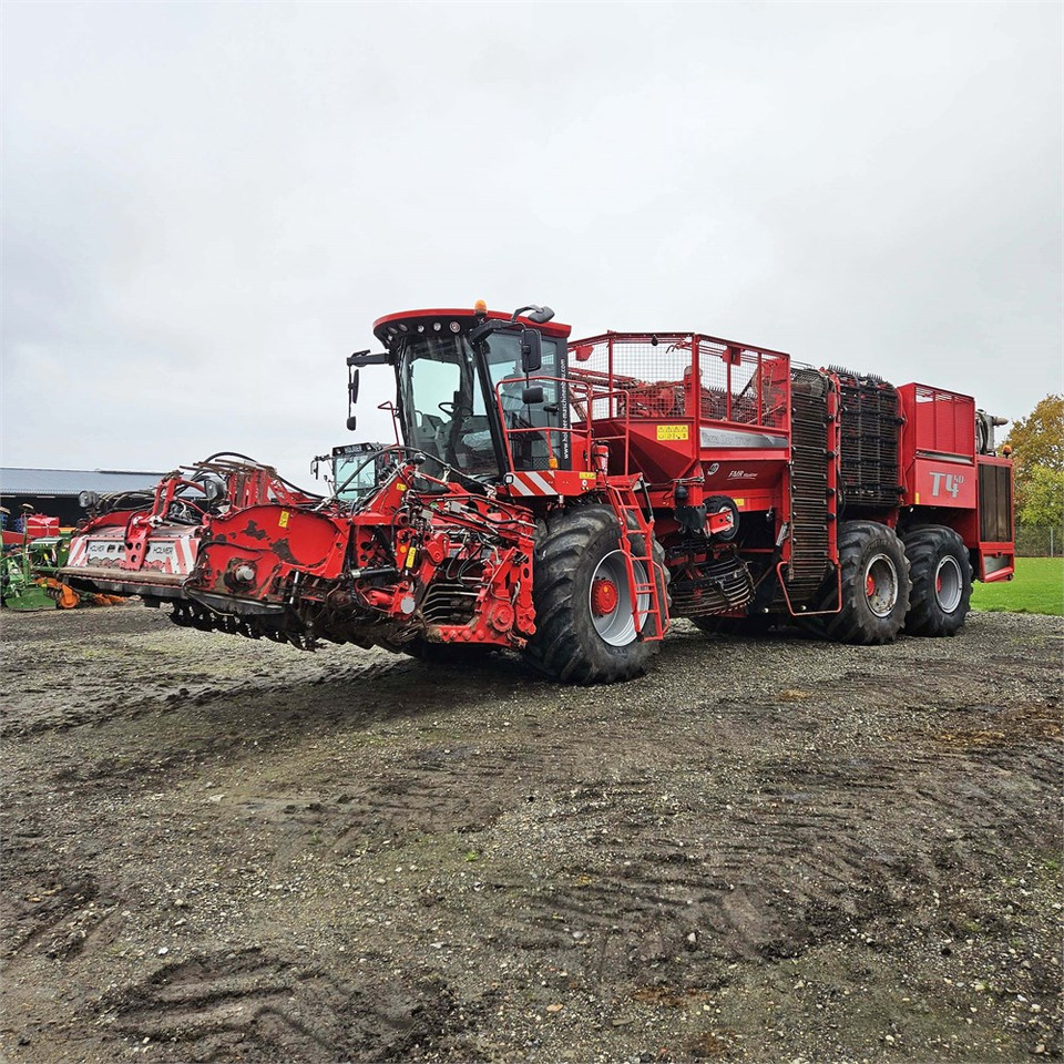 Holmer T4-40 - מקצרת סלק: תמונה 4 Holmer T4-40 - מקצרת סלק: תמונה 4