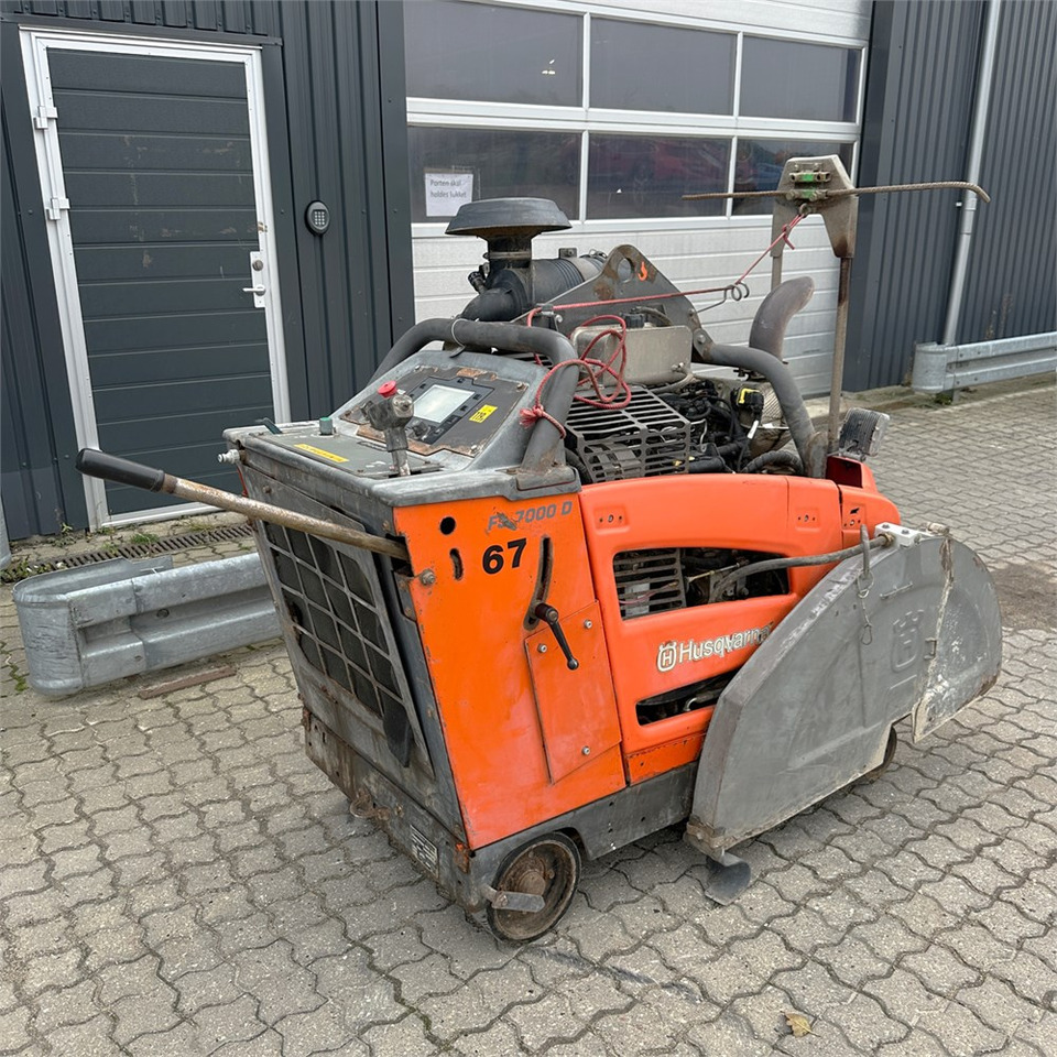 Husqvarna FS7000 D - ציוד בטון: תמונה 4 Husqvarna FS7000 D - ציוד בטון: תמונה 4