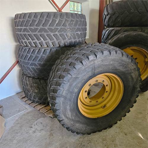 Hydrema Nokia 540/65R24 - חבילת גלגלים וצמיגים עבור מכונת בנייה: תמונה 1 Hydrema Nokia 540/65R24 - חבילת גלגלים וצמיגים עבור מכונת בנייה: תמונה 1