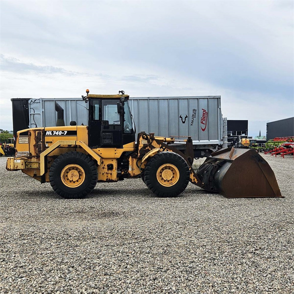 Hyundai HL740-7 - מעמיס גלגלים: תמונה 2 Hyundai HL740-7 - מעמיס גלגלים: תמונה 2