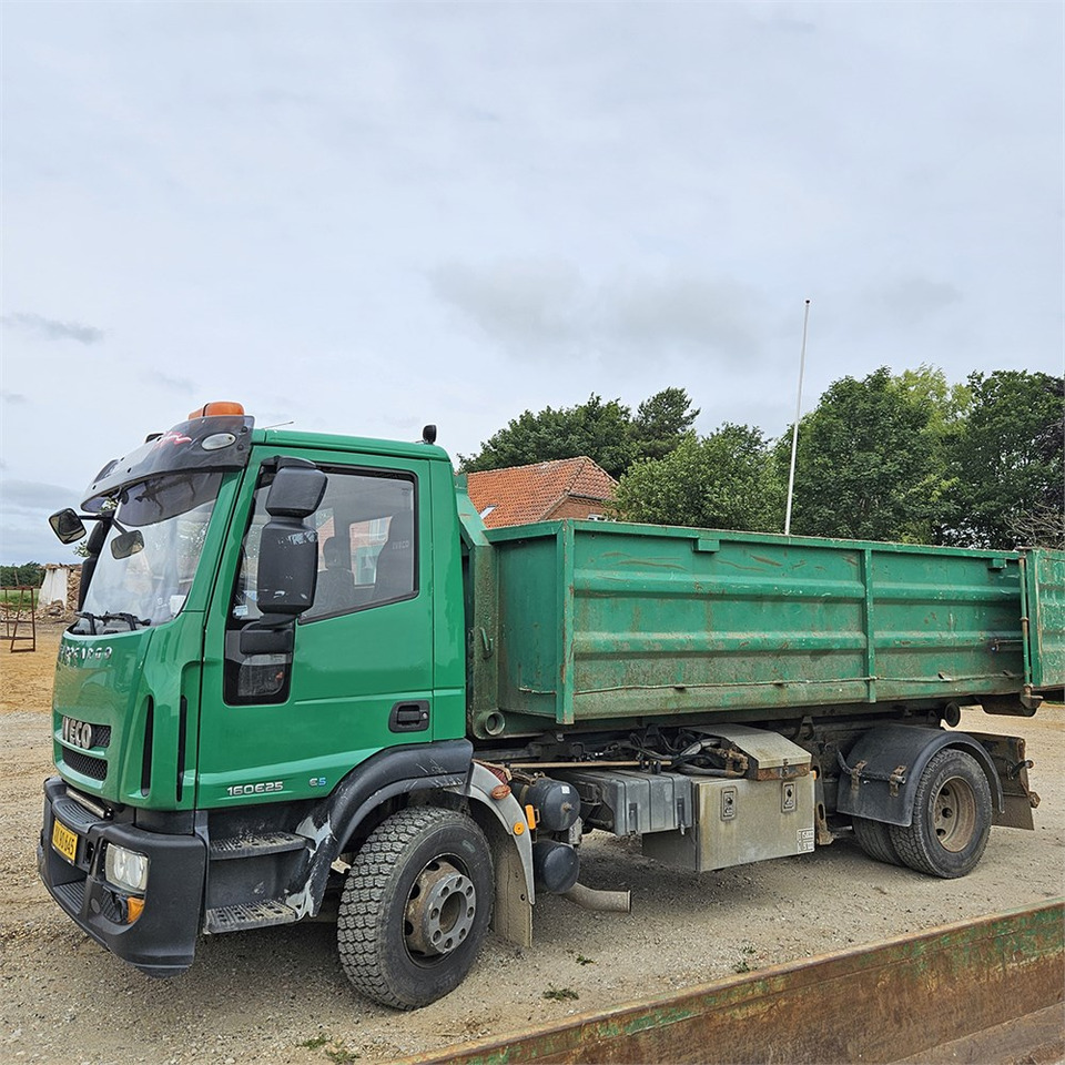 Iveco 160 E25 - מכונות אחרות: תמונה 1 Iveco 160 E25 - מכונות אחרות: תמונה 1