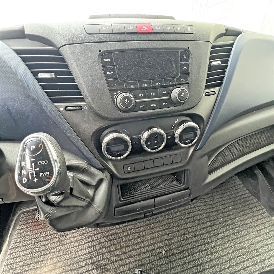 הַחכָּרָה Iveco 35s18 Iveco 35s18: תמונה 15