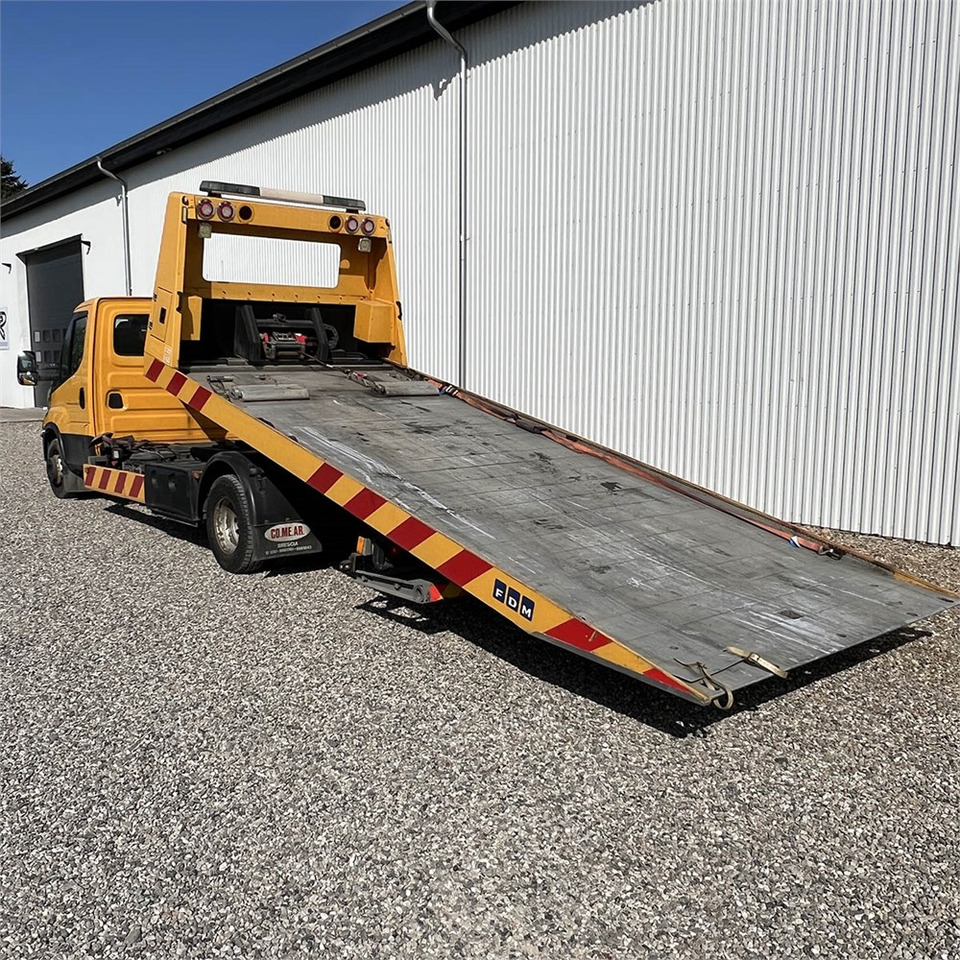 Iveco Daily 70c - משאית גרירה: תמונה 2 Iveco Daily 70c - משאית גרירה: תמונה 2