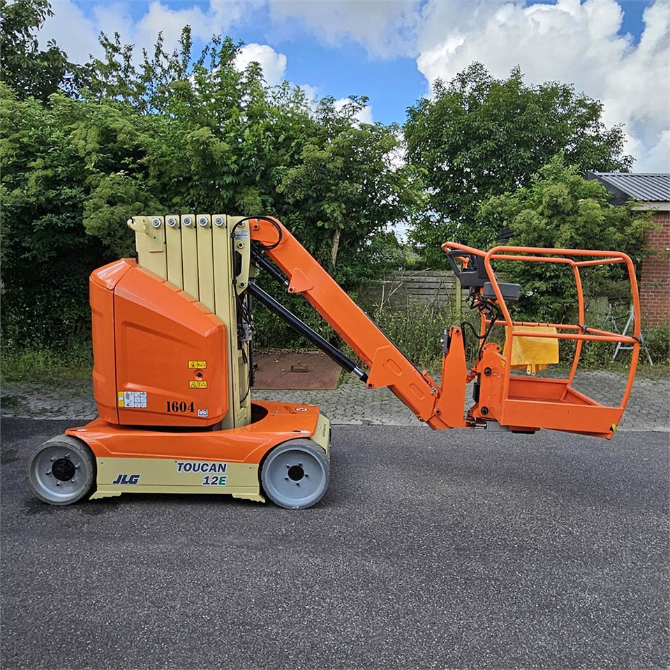 JLG Toucan 12 E - מעלית תורן אנכית: תמונה 1 JLG Toucan 12 E - מעלית תורן אנכית: תמונה 1