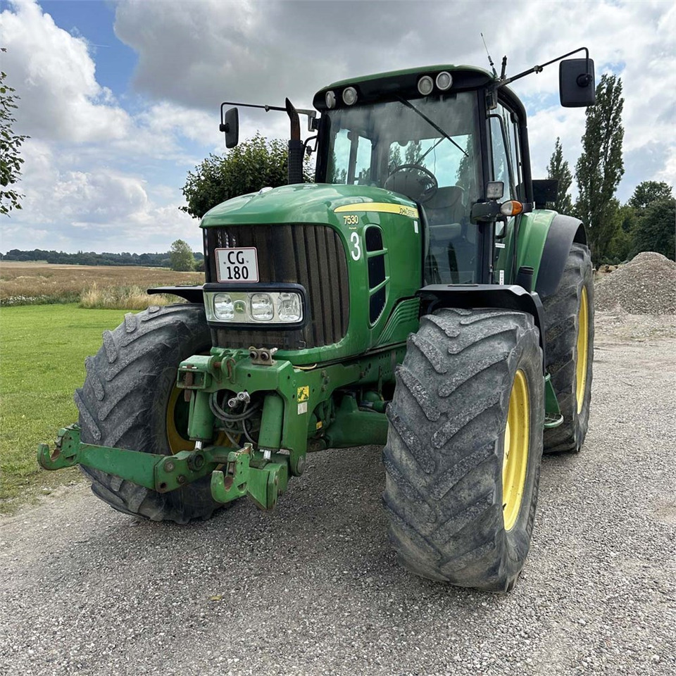 John Deere 7530 - טרקטור חקלאי: תמונה 3 John Deere 7530 - טרקטור חקלאי: תמונה 3