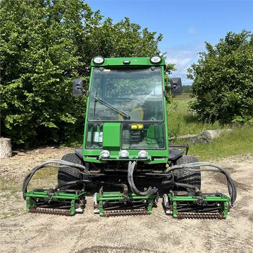 John Deere 8700 PC FM - מכסחת גינה: תמונה 4 John Deere 8700 PC FM - מכסחת גינה: תמונה 4