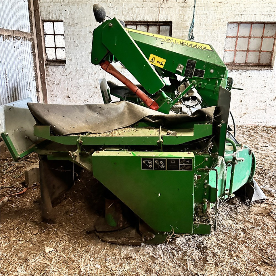 John Deere CC0131 - ציוד חציר ומספוא: תמונה 3 John Deere CC0131 - ציוד חציר ומספוא: תמונה 3