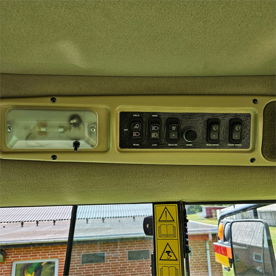 מקצרה John Deere W150: תמונה 14