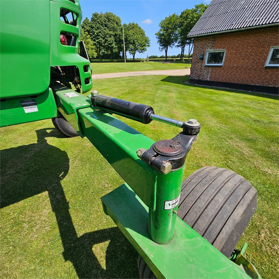 מקצרה John Deere W150: תמונה 18