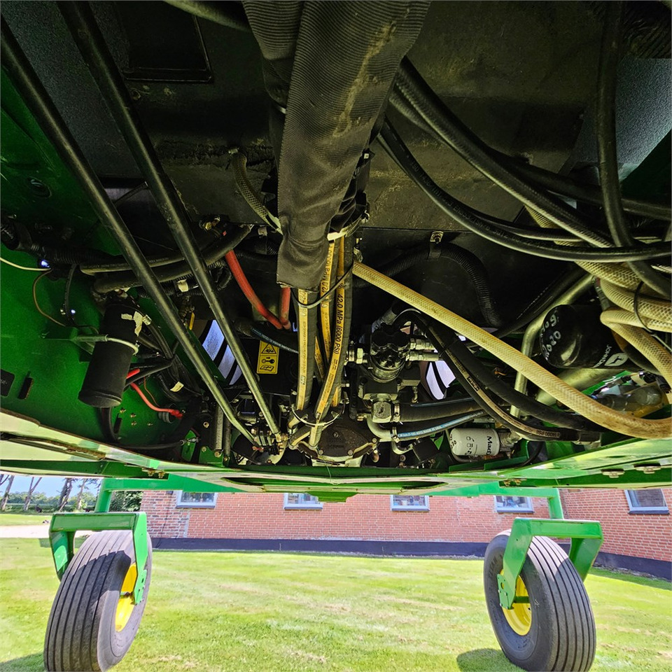 מקצרה John Deere W150: תמונה 32