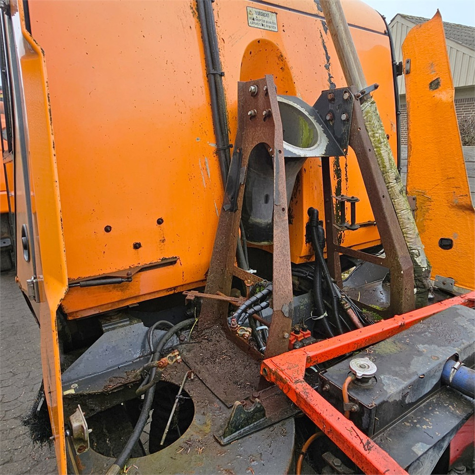 מטאטא כבישים Johnston Sweepers 5000: תמונה 15