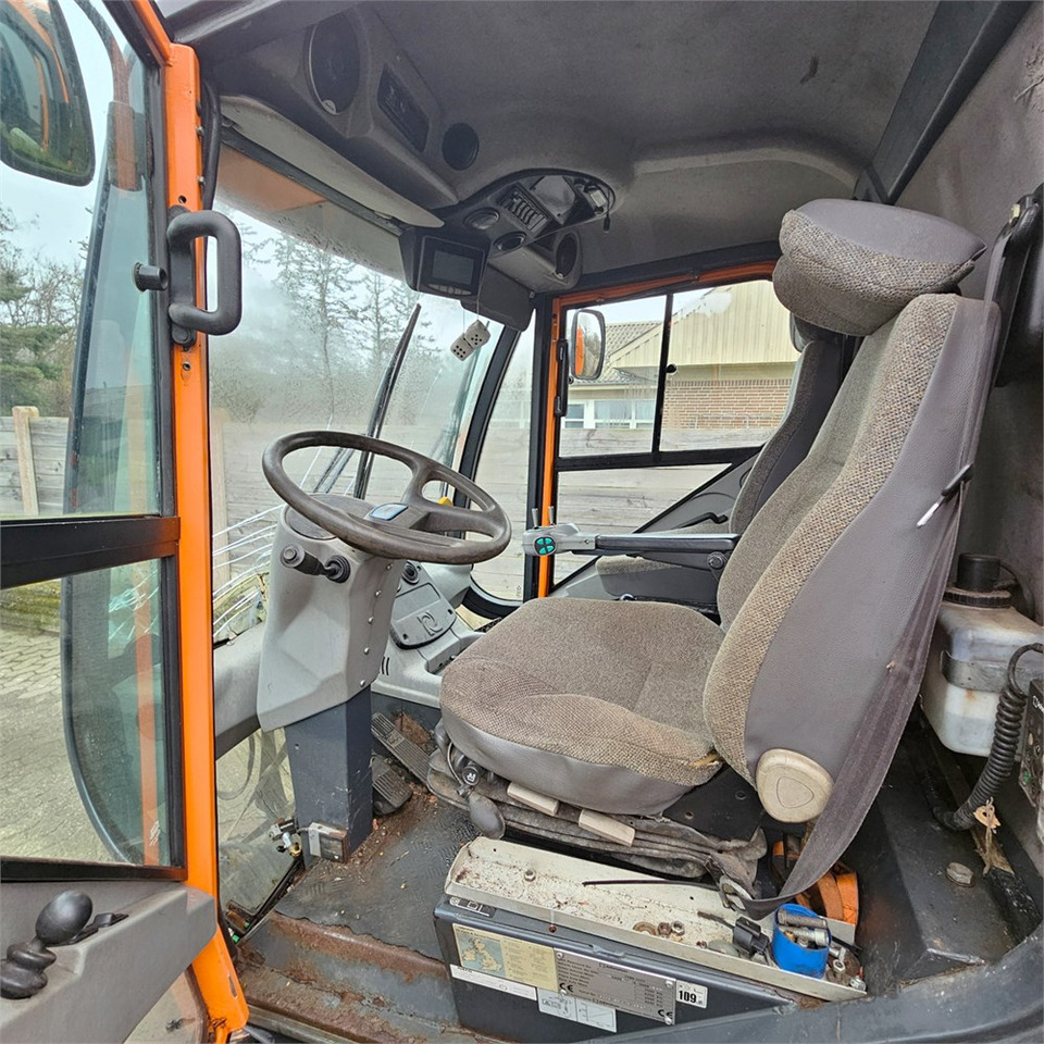 מטאטא כבישים Johnston Sweepers CX400: תמונה 10