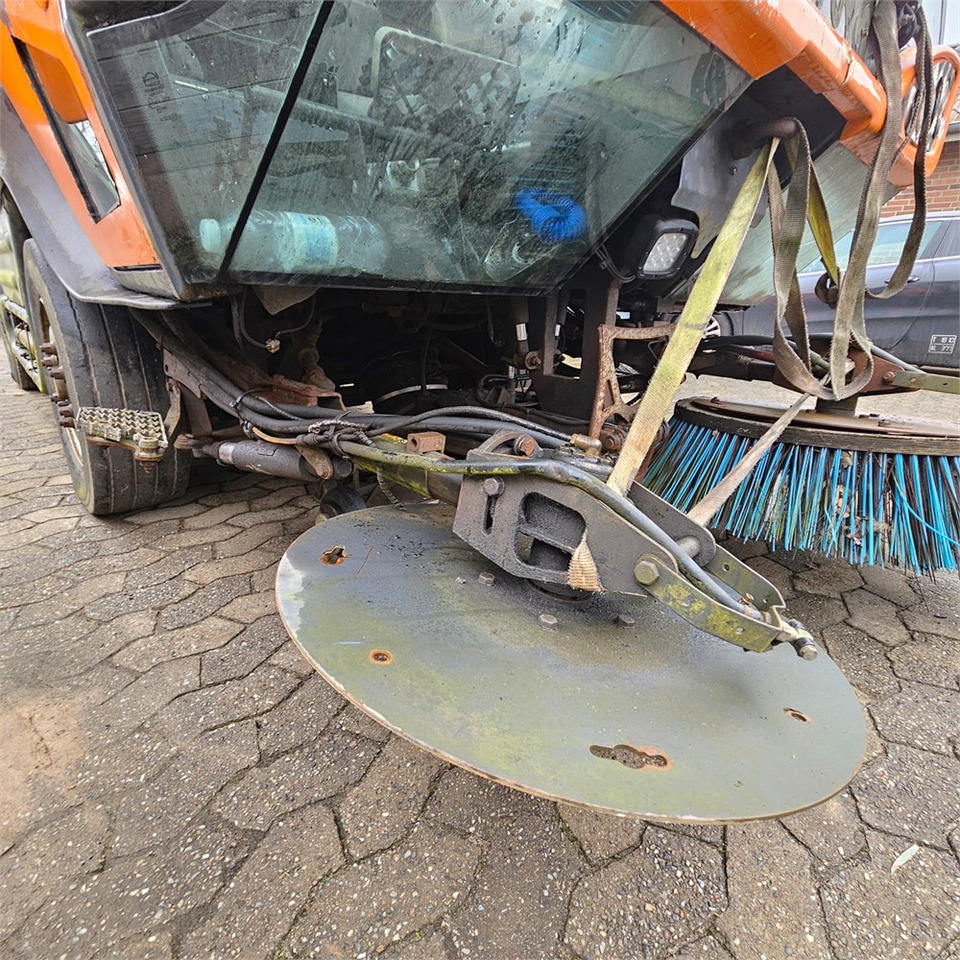 מטאטא כבישים Johnston Sweepers CX400: תמונה 22