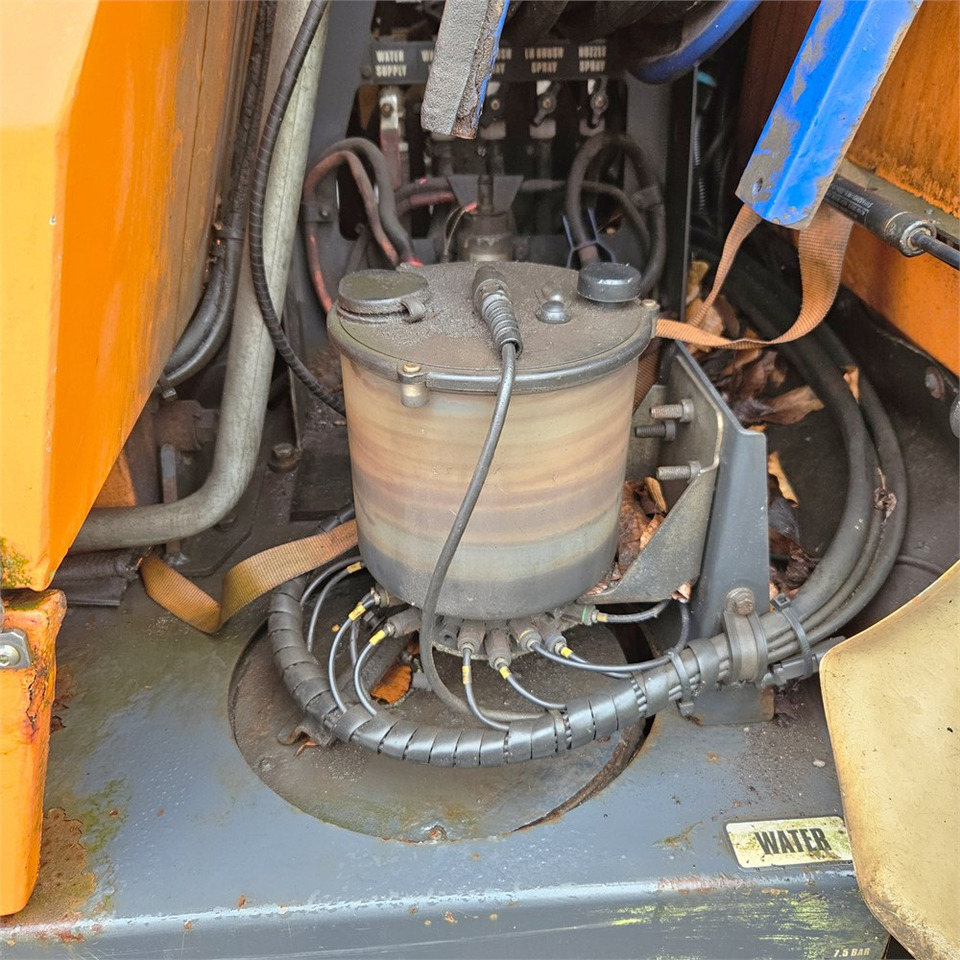 מטאטא כבישים Johnston Sweepers CX400: תמונה 23