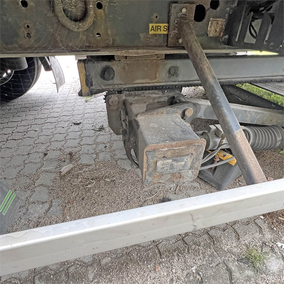 סמיטריילר עם קירור Krone Refrigerated trailer: תמונה 22