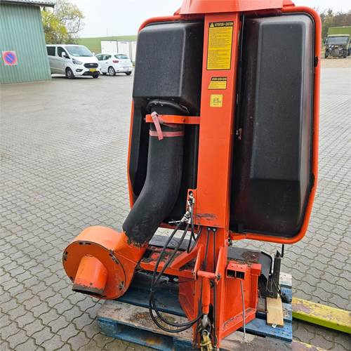 Kubota Græsopsamler - ציוד לגינה: תמונה 2 Kubota Græsopsamler - ציוד לגינה: תמונה 2