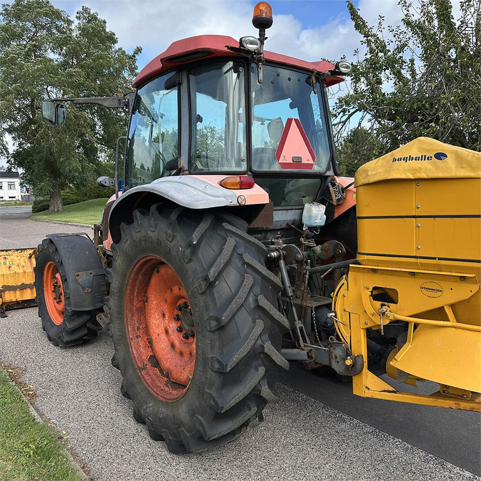 Kubota M 9540 2/4 WD - טרקטור חקלאי: תמונה 5 Kubota M 9540 2/4 WD - טרקטור חקלאי: תמונה 5