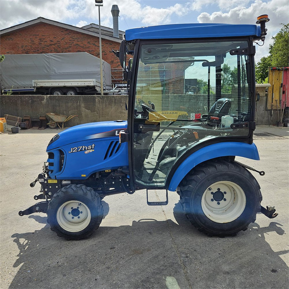 LS Mtron Ls J27HST - טרקטור עירוני: תמונה 1 LS Mtron Ls J27HST - טרקטור עירוני: תמונה 1