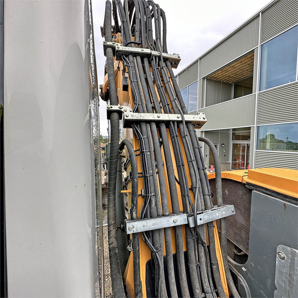 מיני מחפר Liebherr R914 Compact Litronic: תמונה 33