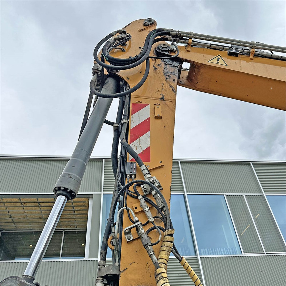 מיני מחפר Liebherr R914 Compact Litronic: תמונה 47