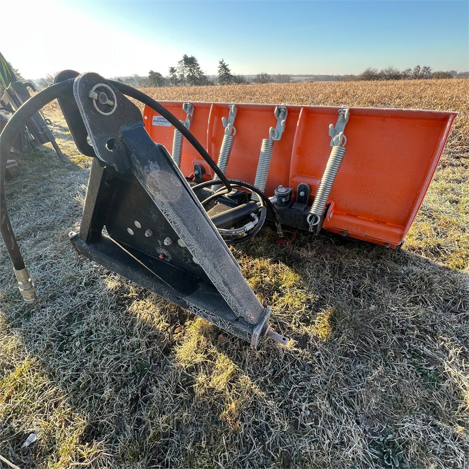 Limas SHL 150 - טרקטור חקלאי: תמונה 4 Limas SHL 150 - טרקטור חקלאי: תמונה 4