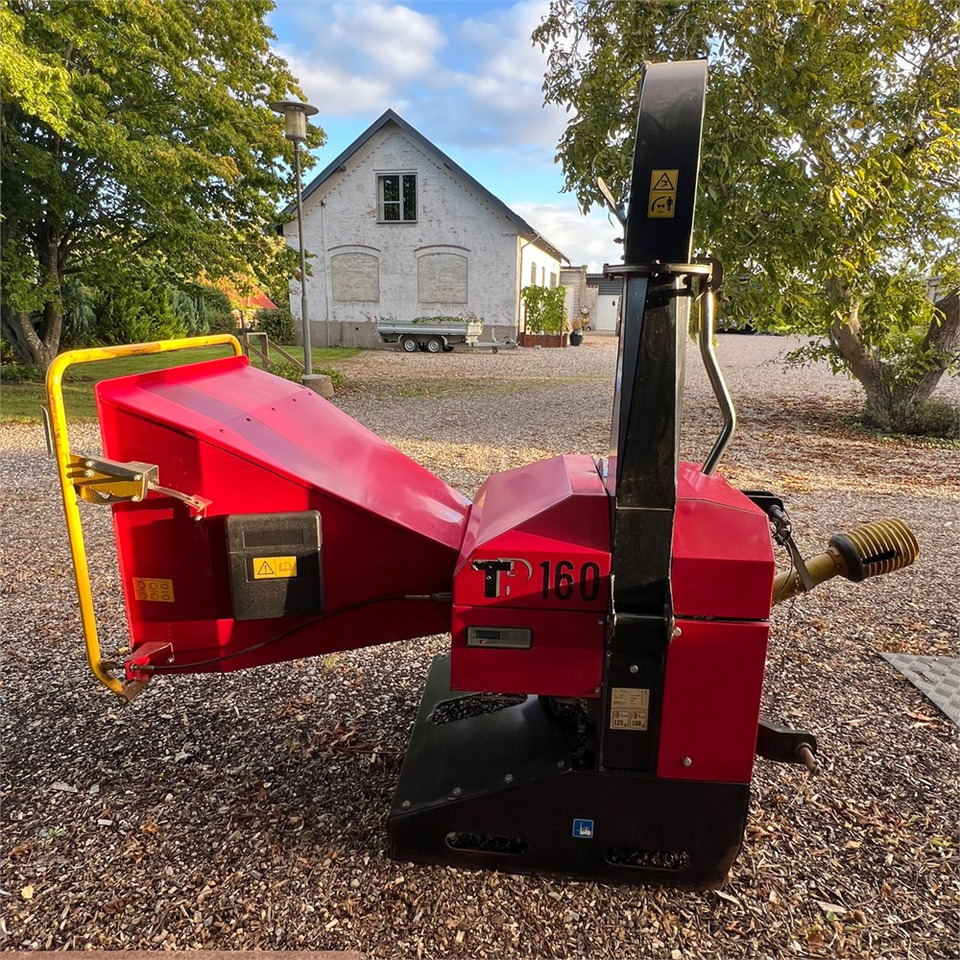 Linddana TP160 - מגרסת עץ: תמונה 5 Linddana TP160 - מגרסת עץ: תמונה 5