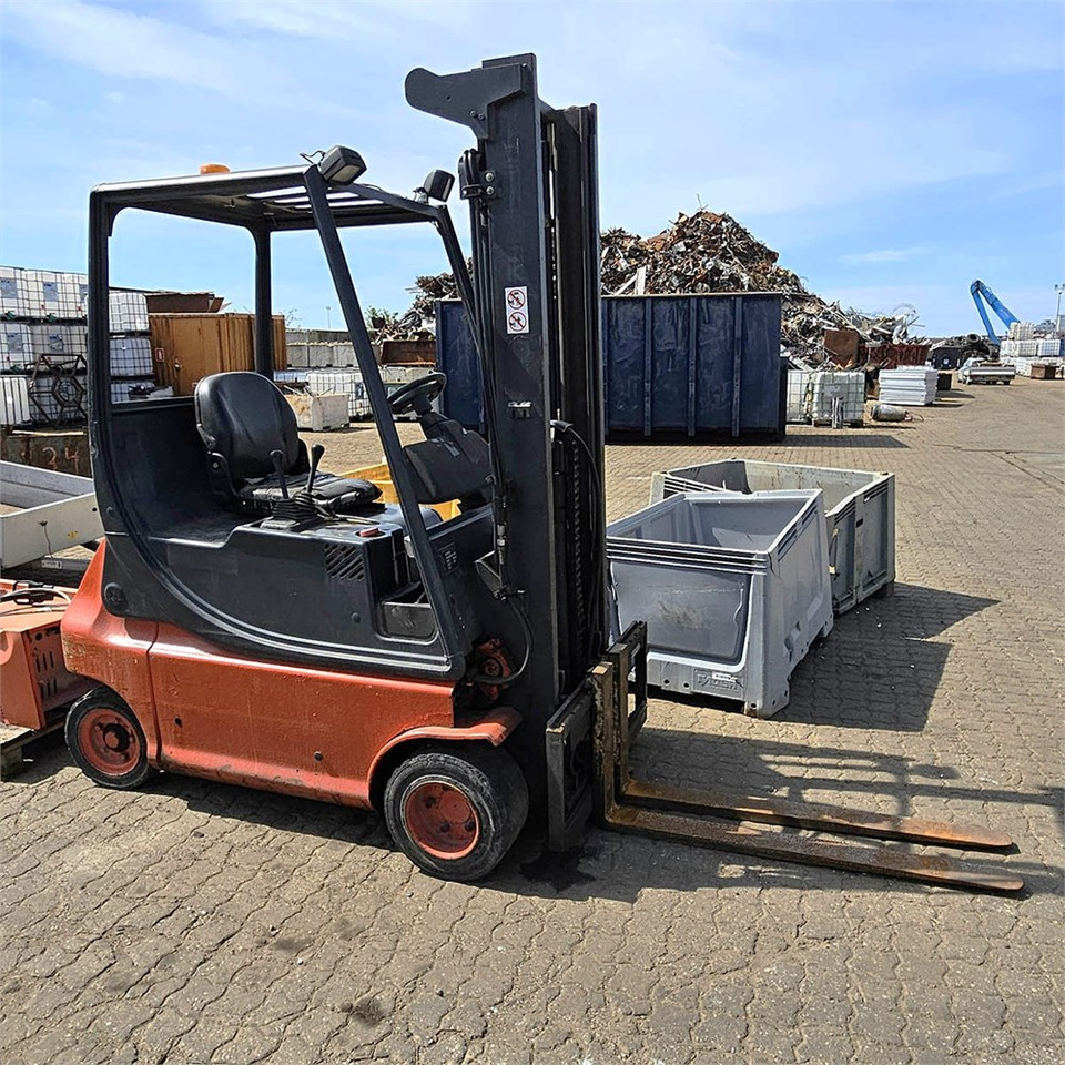 Linde E18P - מלגזה: תמונה 1 Linde E18P - מלגזה: תמונה 1